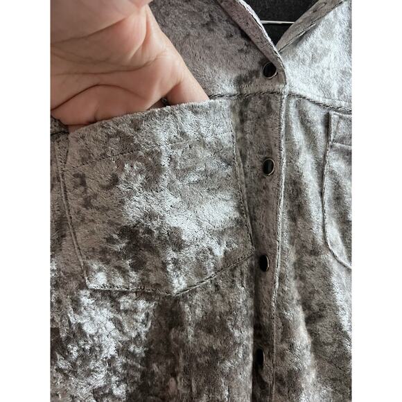 Aeropostale Vintage Y2K Velour Blouse Snap Silver Stretchy Top Shirt 2000’s - Picture 6 of 8